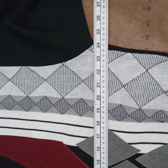 Franco Ponti Vtg Men's XL geo-color block Vneck Wool/Acrylic Sweater - Picture 9 of 13